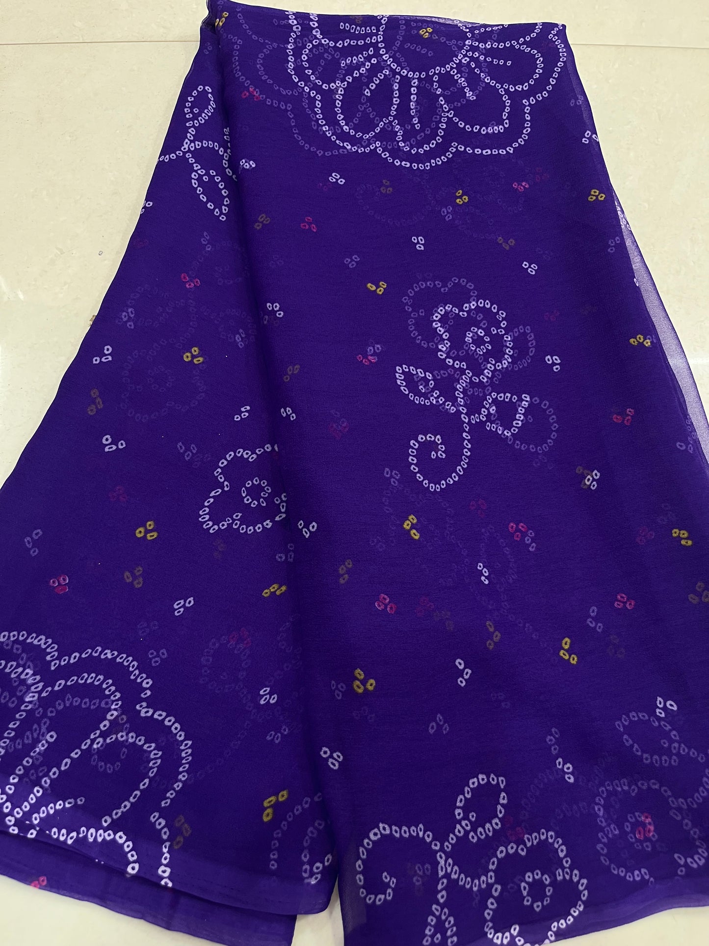 Rai bandej floral ghewar pattern