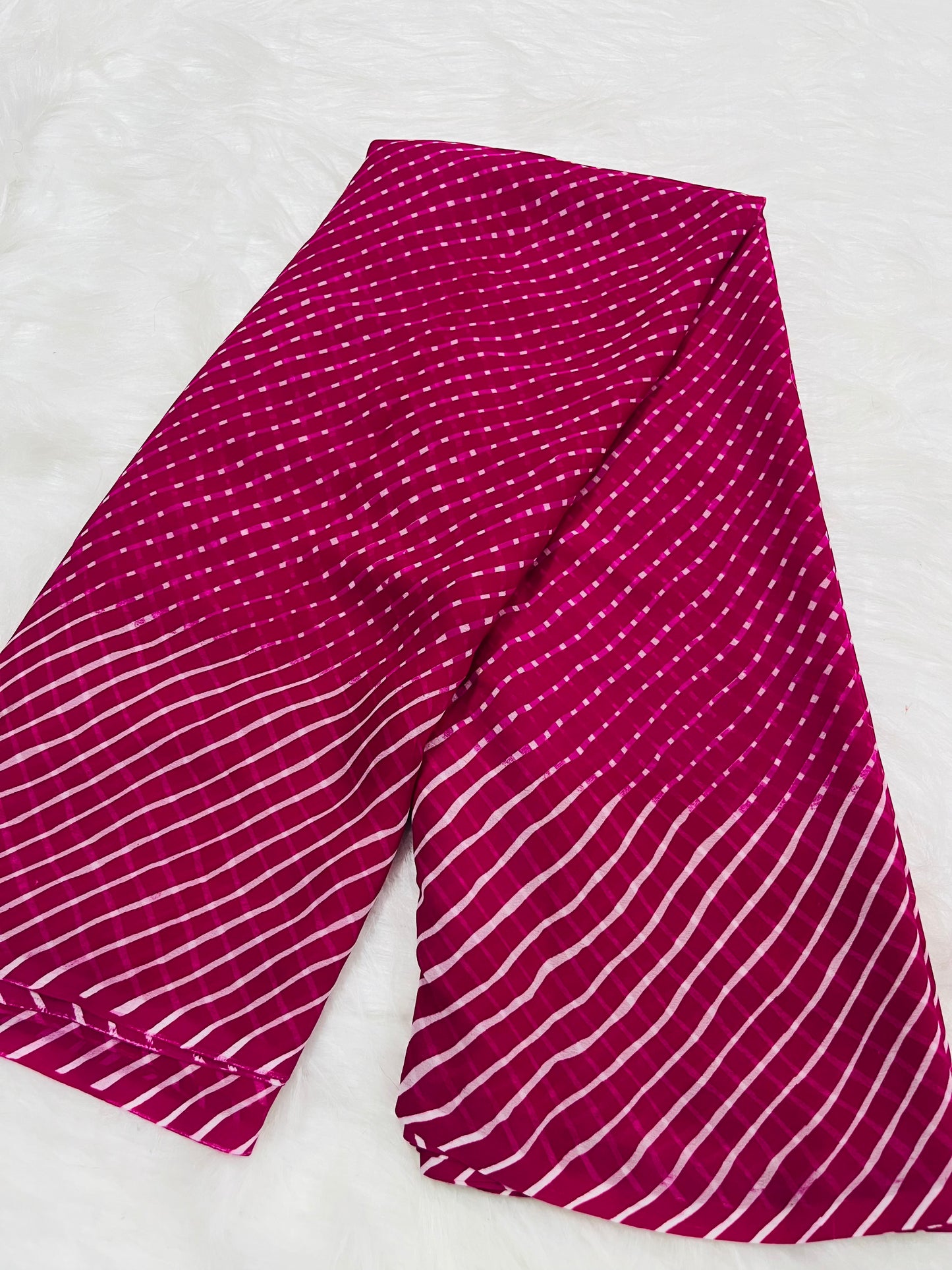 lehriya mothna saree