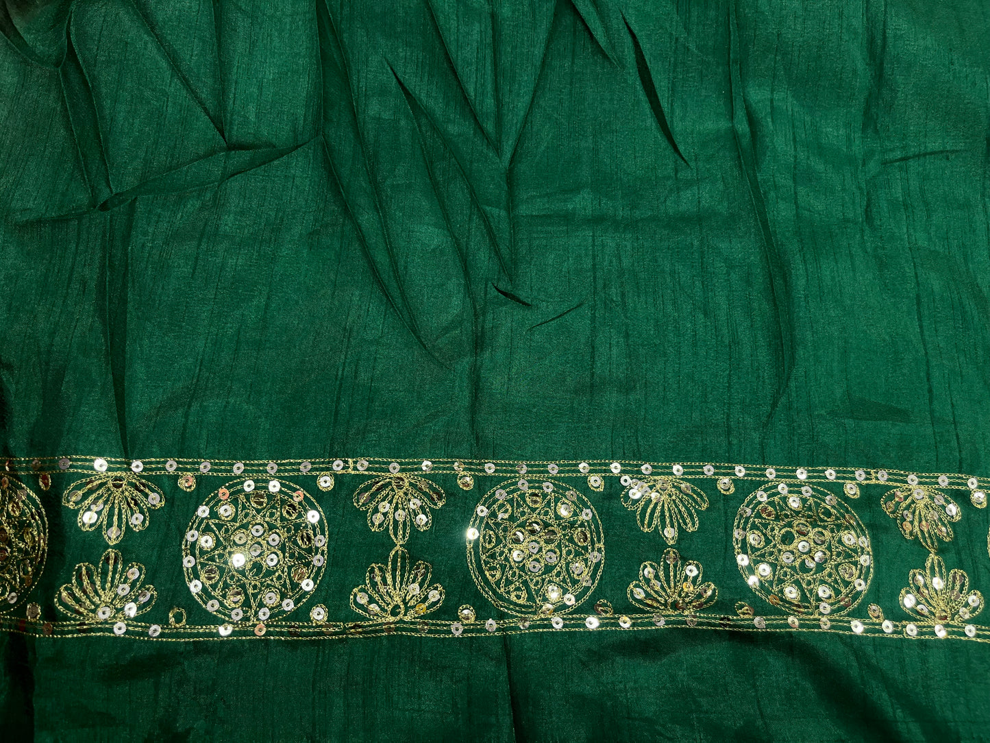 darbari border and jaal work saree