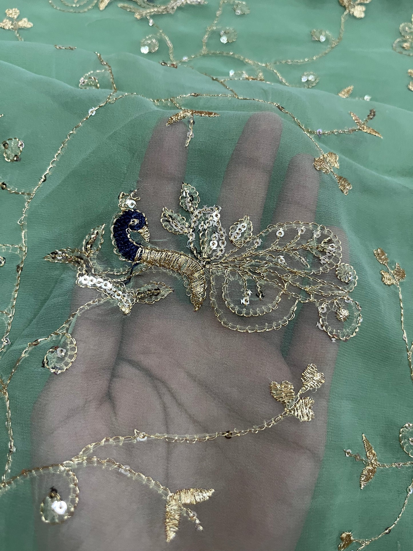elaichi and red . mor🦚 jaal