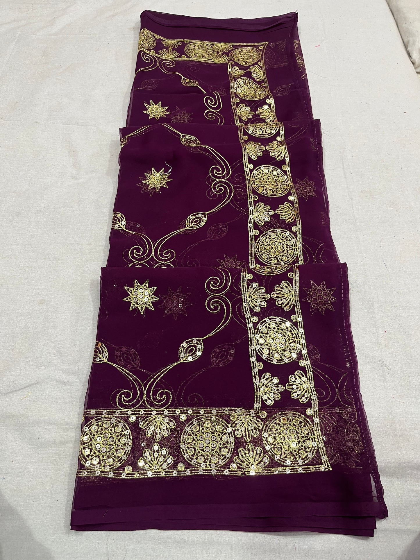 darbari border and jaal work saree