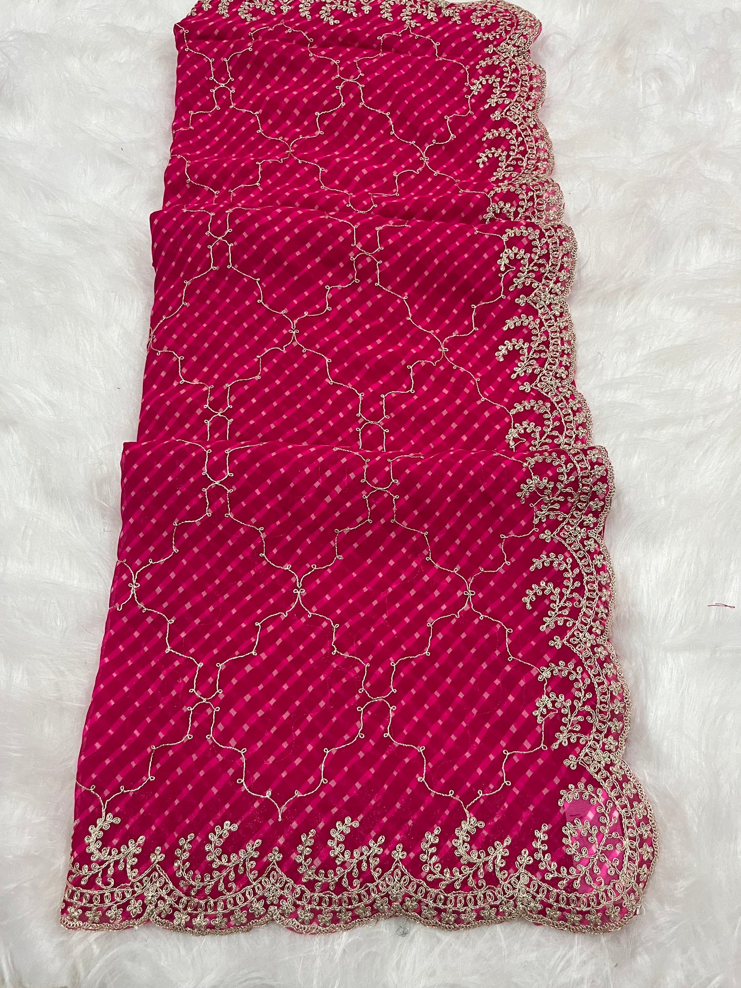Mothna rani jaal and pitan cut work border