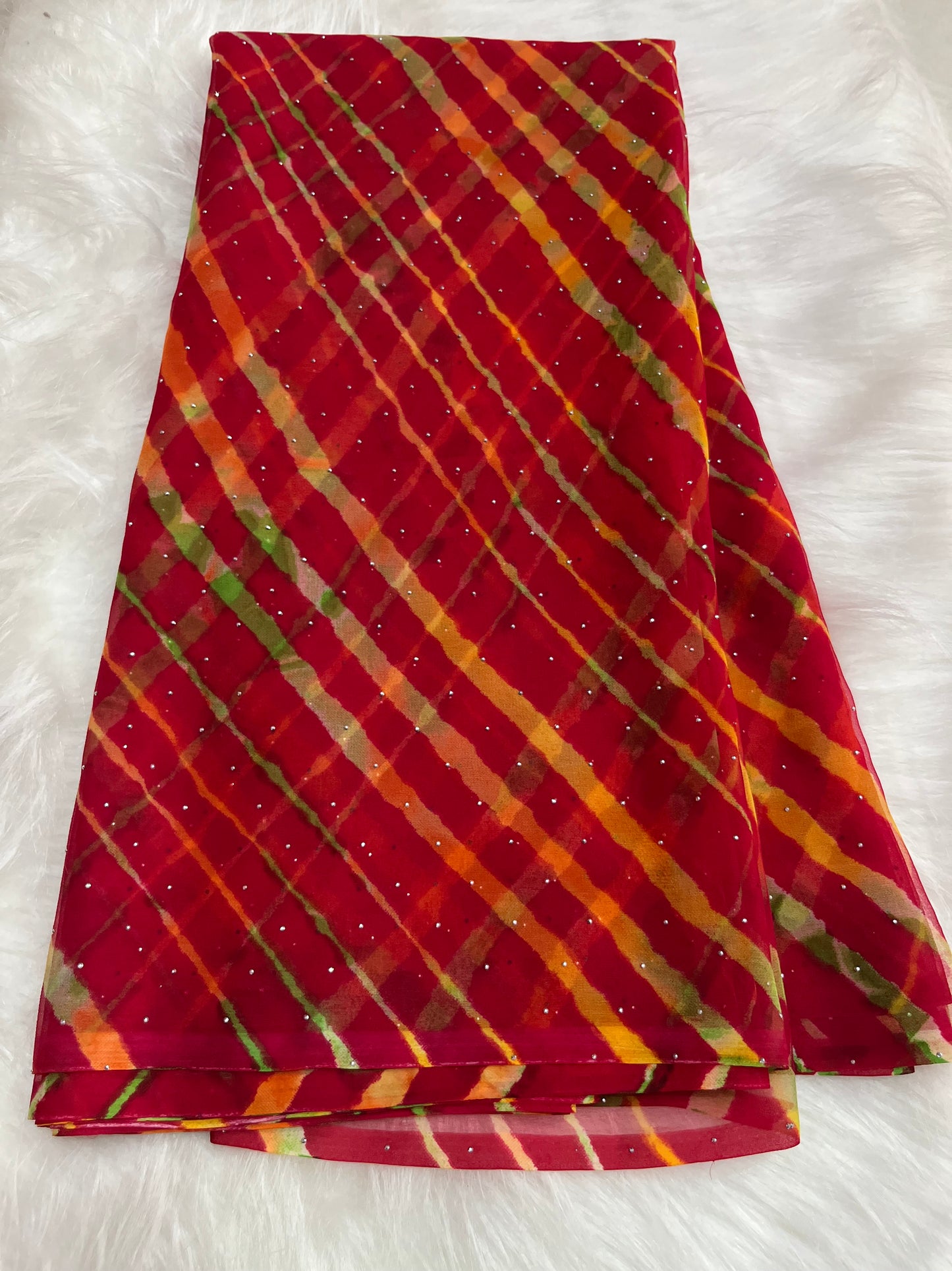 Cherry red lerhiya siroski