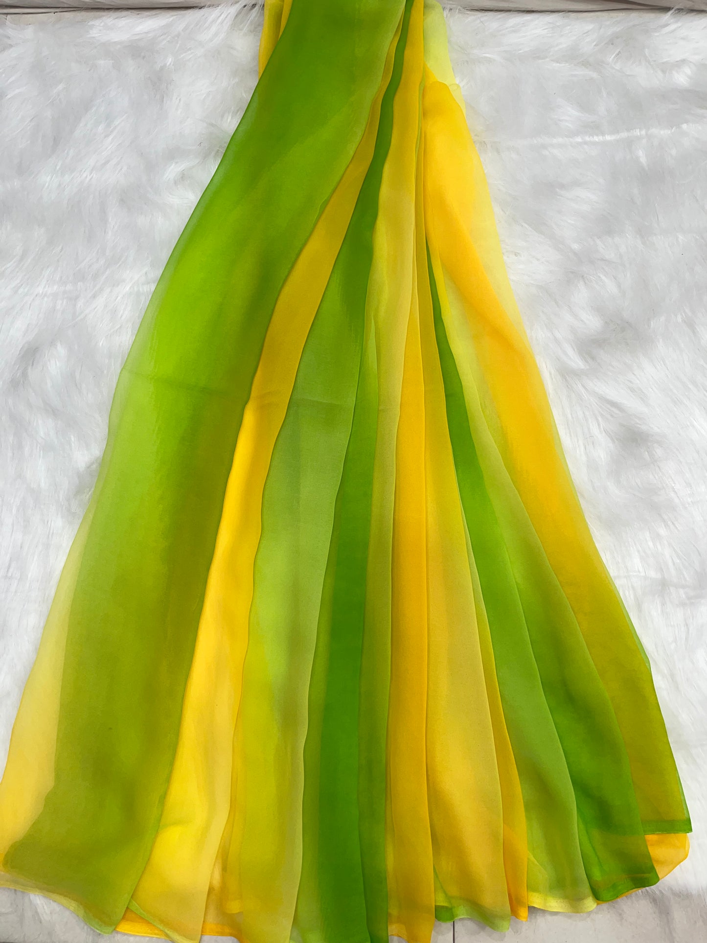 Die shaded saree