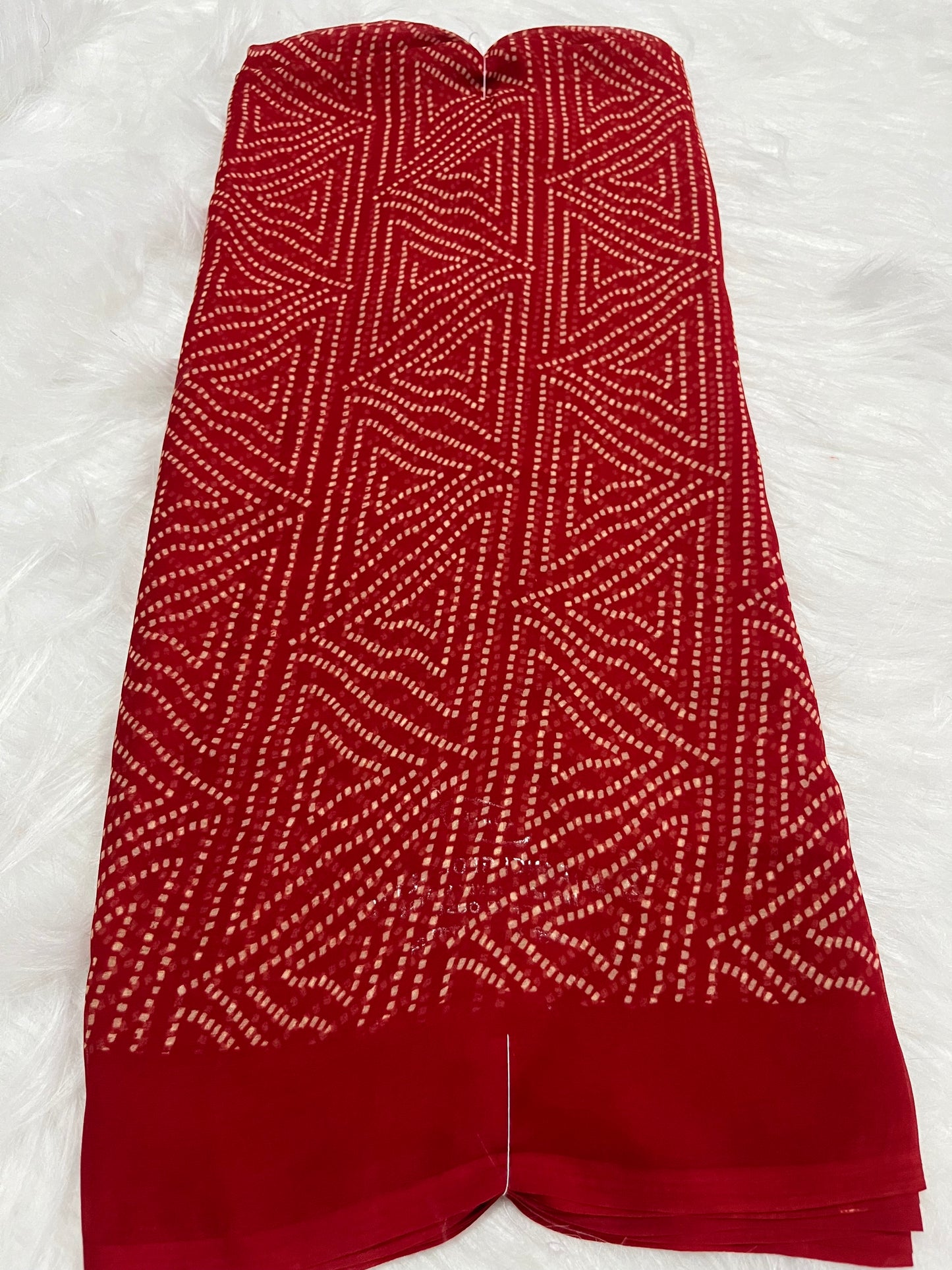 red triangle bandej