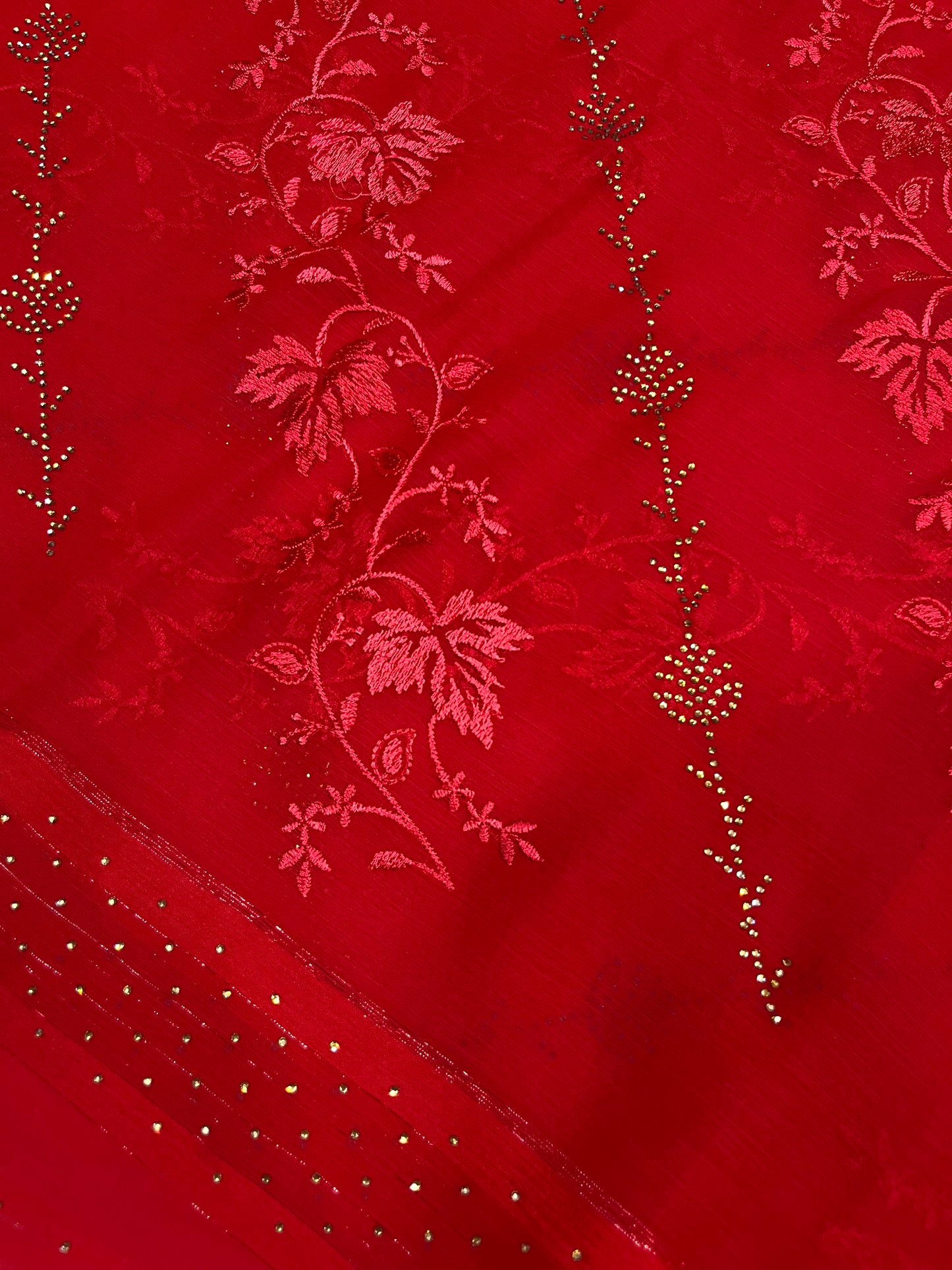 Red trending saree specially for karwachauth saree