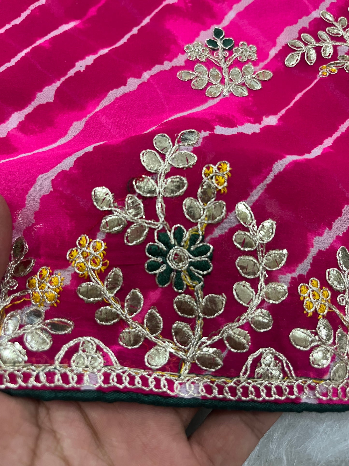 Rani lehriya gota resham work