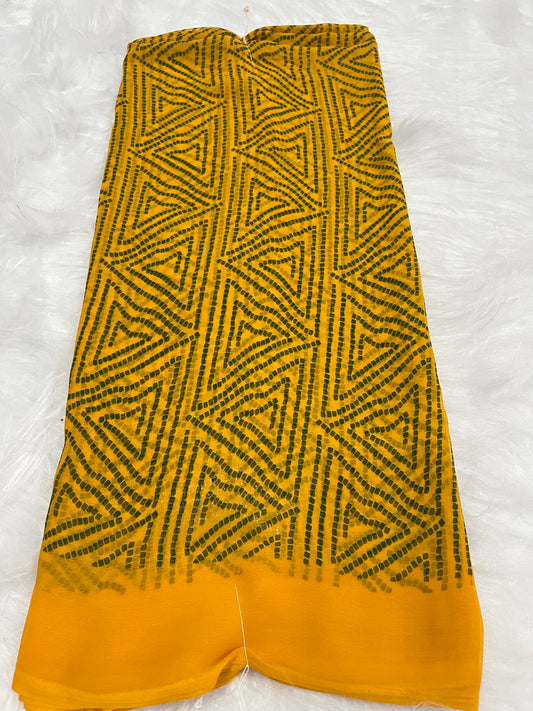yellow triangle bandej