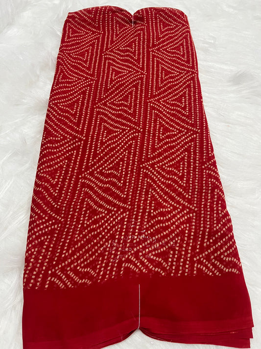 red triangle bandej